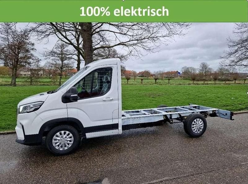 Wit Nieuw 2024 Maxus eDeliver 9 Van | € 49.900 - Afbeelding 1/4