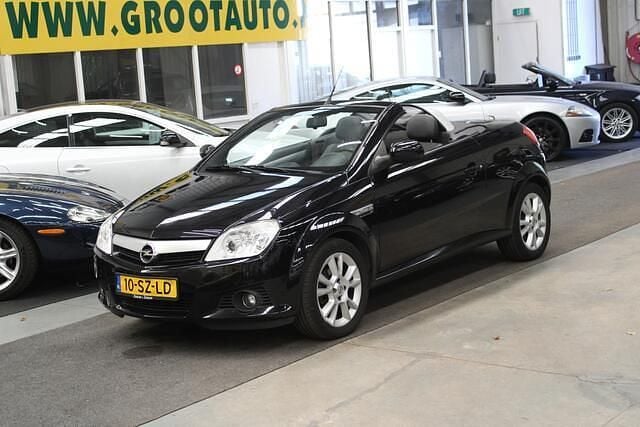 Occasion Opel Tigra Sport 90 PK (66 kW) 2006 Zwart Cabriolet