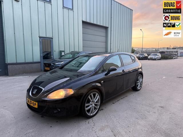 Zwart Gebruikt 2008 Seat Leon Hatchback | € 1.500 (Goede deal) - Afbeelding 1/4