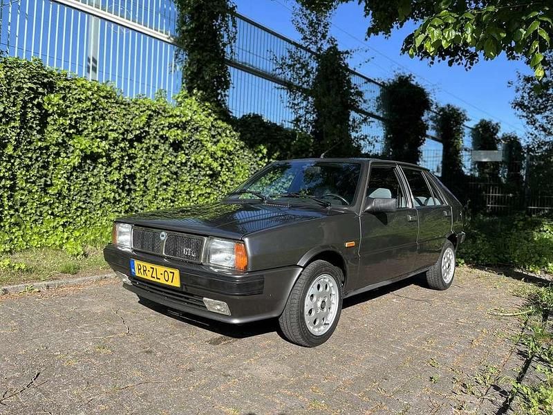 Afbeelding 2/4