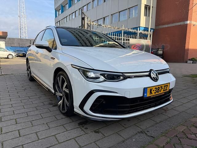 Occasion VW Golf VIII Business 150 PK (110 kW) 2021 Wit Hatchback