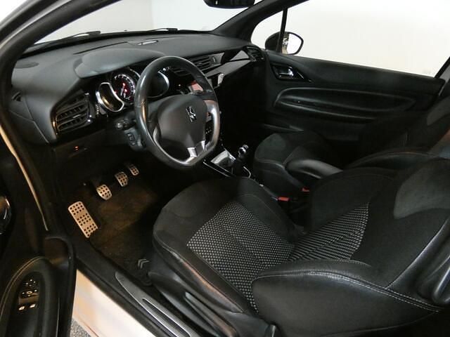 Occasion Citroën DS3 So Chic 120 PK (88 kW) 2010 Wit Hatchback