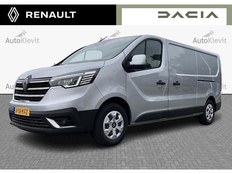 Grijs Gebruikt 2024 Renault Trafic Van | € 29.950 (Eerlijke prijs) - Afbeelding 1/4