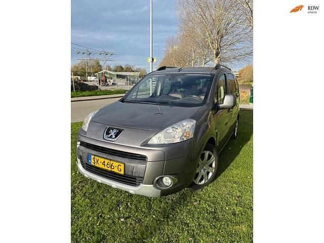 Grijs (metallic) Occasion 2009 Peugeot Partner Tepee MPV | € 2.999 (Goede deal) - Afbeelding 1/4