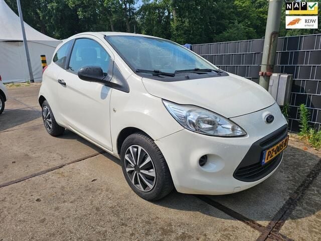 Wit Gebruikt 2012 Ford Ka Champions Edition Hatchback | € 2.999 (Eerlijke prijs) - Afbeelding 1/4