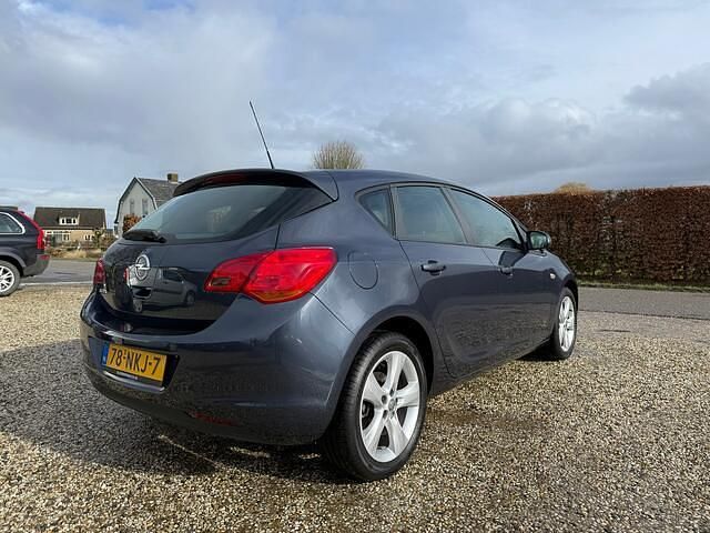 Occasion Opel Astra Edition 116 PK (85 kW) 2010 Blauw (metallic) Hatchback