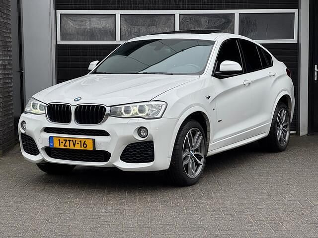 Wit Occasion 2015 BMW X4 Executive SUV | € 18.950 (Eerlijke prijs) - Afbeelding 1/4