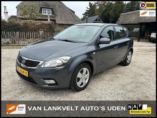 Occasion Kia Ceed 90 PK (66 kW) 2011 Grijs (metallic) Hatchback