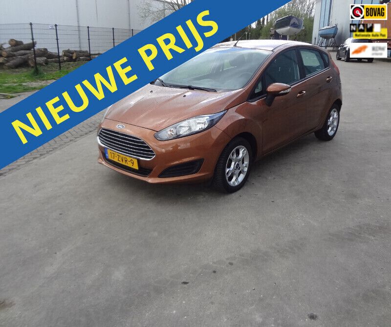 Bruin Gebruikt 2013 Ford Fiesta Hatchback | € 6.950 (Duur) - Afbeelding 1/4