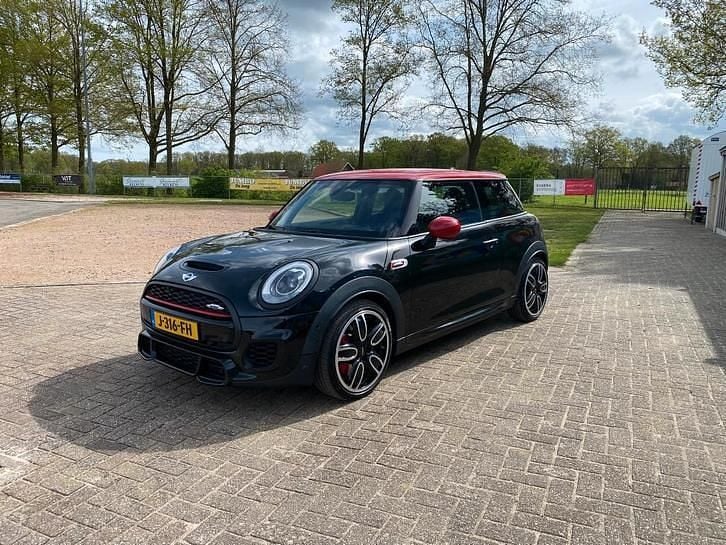 Gebruikt 2015 Mini John Cooper Works Chili Hatchback | € 16.995 (Eerlijke prijs) - Afbeelding 1/4