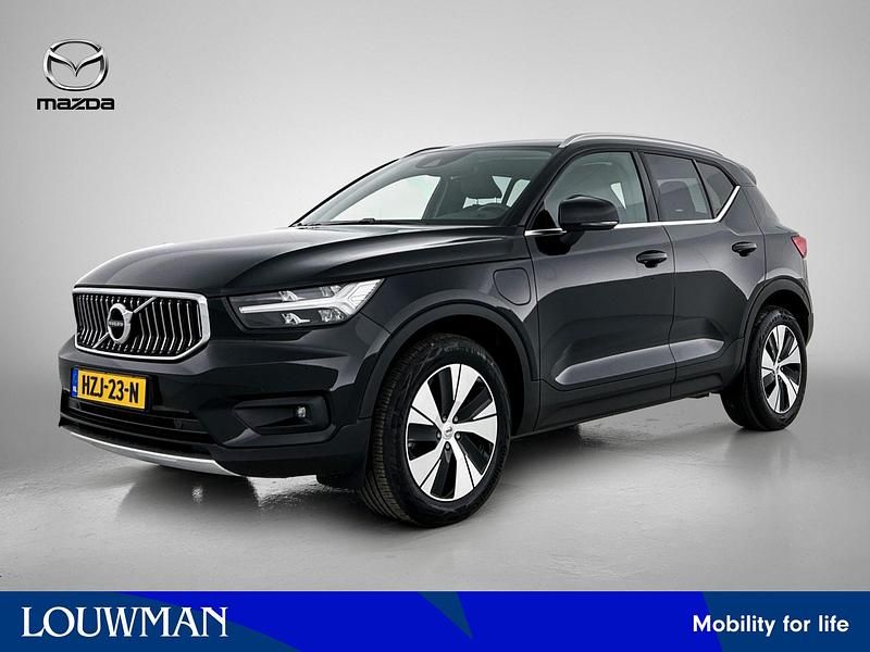 Zwart Gebruikt 2021 Volvo XC40 Inscription SUV | € 29.895 (Goede deal) - Afbeelding 1/3