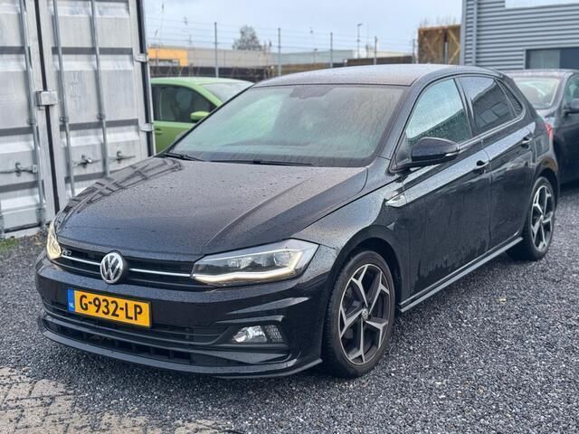 Zwart Gebruikt 2019 VW Polo Highline Hatchback | € 16.950 - Afbeelding 1/4