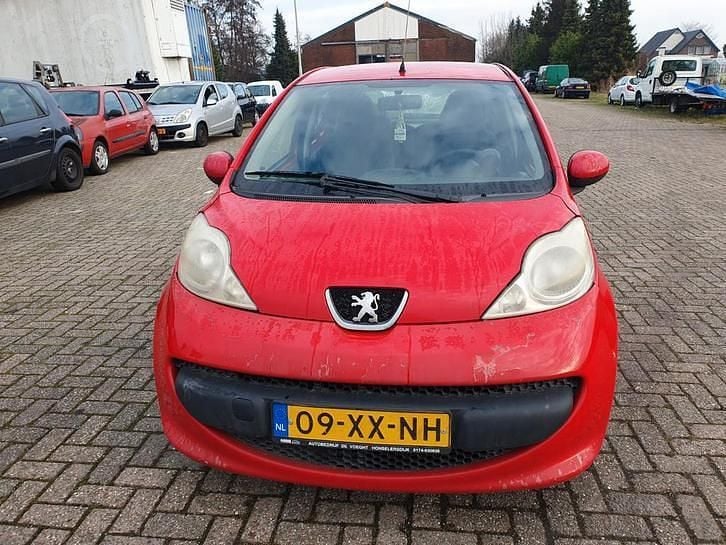 Occasion 2007 Peugeot 107 Hatchback | € 1.250 (Goede deal) - Afbeelding 1/4