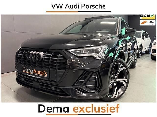Zwart, metallic lak Gebruikt 2022 Audi Q3 Black Edition SUV | € 36.950 (Iets duurder) - Afbeelding 1/4