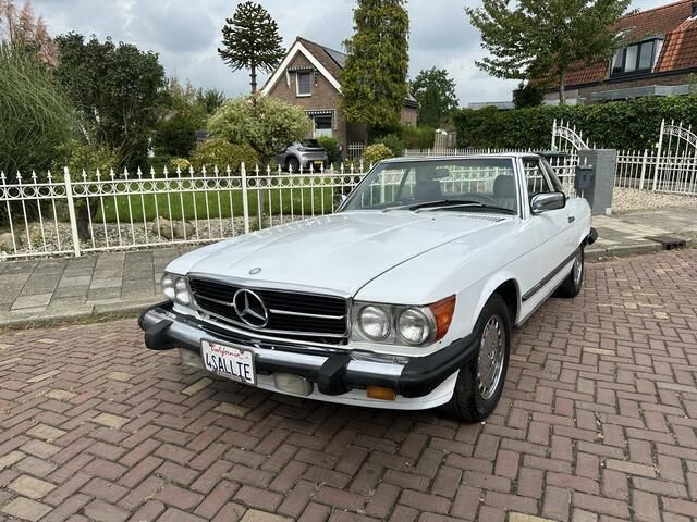 Wit Gebruikt 1988 Mercedes 560 | € 18.900 - Afbeelding 1/4