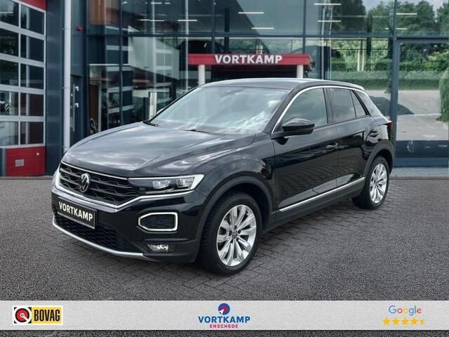 Zwart Gebruikt 2020 VW T-Roc Sport SUV | € 26.950 (Eerlijke prijs) - Afbeelding 1/4