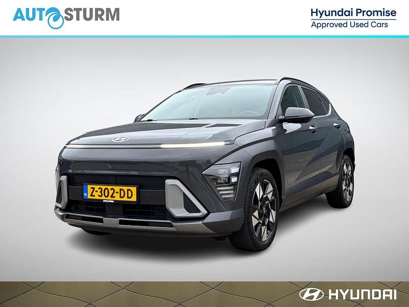 Grijs Gebruikt 2024 Hyundai Kona Comfort SUV | € 33.749 (Duur) - Afbeelding 1/4
