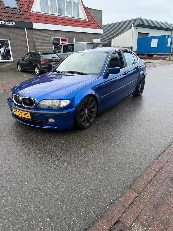 Gebruikt 2003 BMW 325 | € 3.950 (Eerlijke prijs) - Afbeelding 1/4