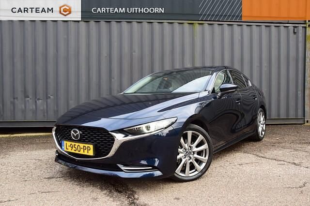 Blauw Occasion 2021 Mazda 3 Luxury Sedan | € 25.145 (Eerlijke prijs) - Afbeelding 1/4