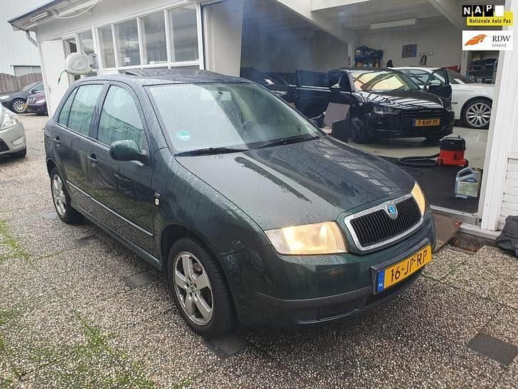 Gebruikt 2002 Skoda Fabia Comfort | € 2.350 - Afbeelding 1/1