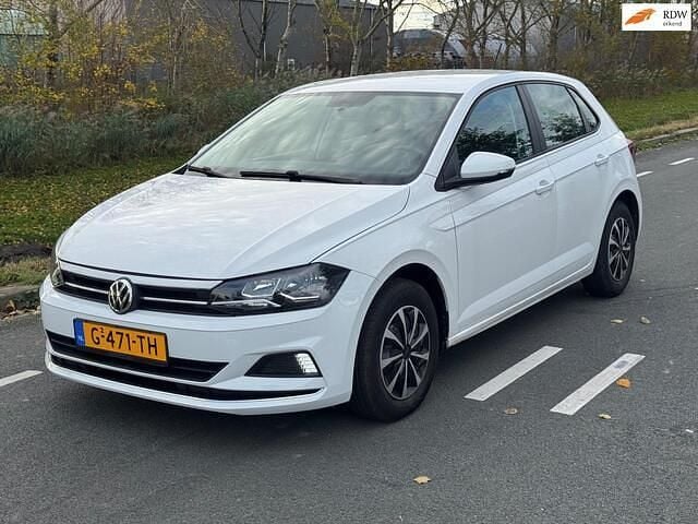 Wit Occasion 2018 VW Polo Comfortline Hatchback | € 9.950 (Super prijs) - Afbeelding 1/4