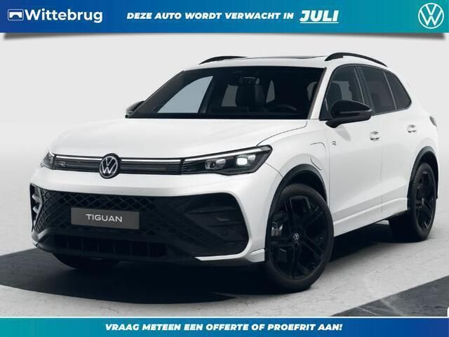 Wit Nieuw 2025 VW Tiguan R-line Edition SUV | € 65.995 (Iets duurder) - Afbeelding 1/4