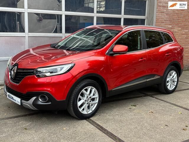 Rood Occasion 2016 Renault Kadjar Intens SUV | € 9.995 (Goede deal) - Afbeelding 1/4