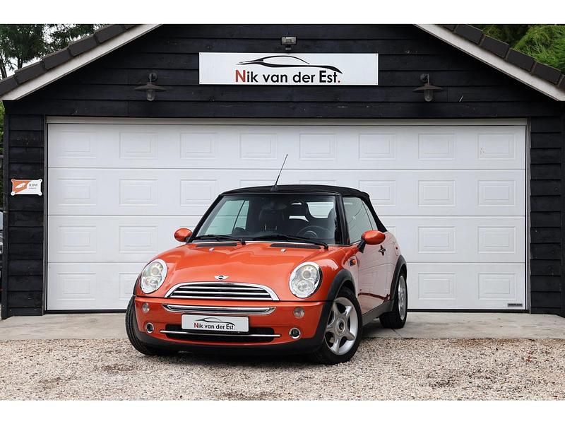 Oranje, metallic lak Gebruikt 2004 Mini Cooper Chili Hatchback | € 2.950 (Eerlijke prijs) - Afbeelding 1/4