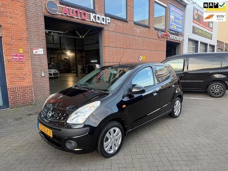 Zwart Occasion 2013 Nissan Pixo Hatchback | € 2.895 (Eerlijke prijs) - Afbeelding 1/4