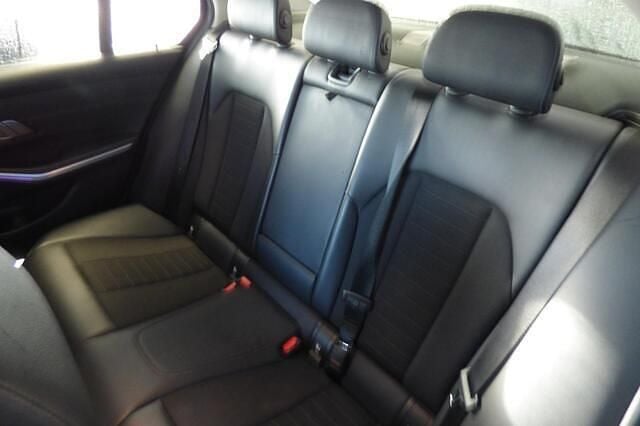 Occasion BMW 320 Executive 184 PK (135 kW) 2021 Grijs Sedan