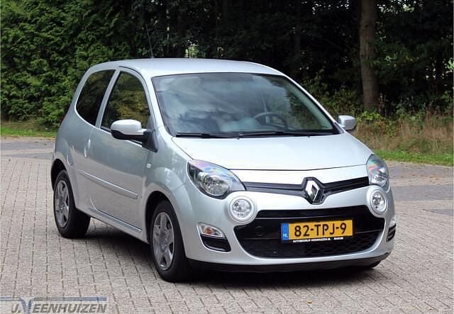 Grijs Gebruikt 2012 Renault Twingo Collection Hatchback | € 2.999 (Eerlijke prijs) - Afbeelding 1/4