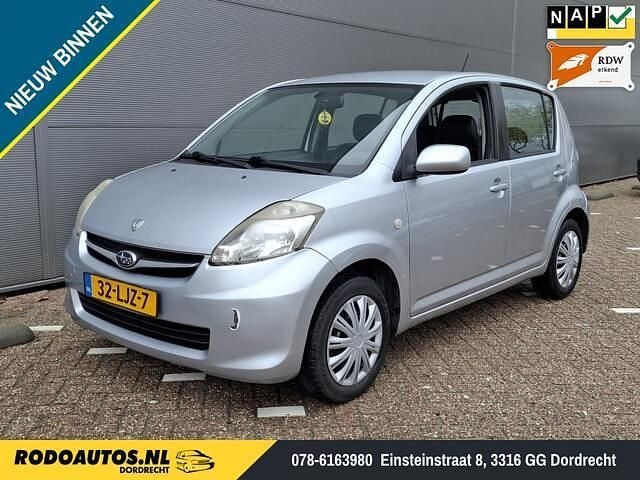 Grijs Gebruikt 2011 Subaru Justy Comfort Hatchback | € 1.995 (Goede deal) - Afbeelding 1/4