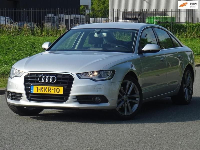 Grijs, metallic lak Gebruikt 2013 Audi A6 Business Sedan | € 5.999 (Eerlijke prijs) - Afbeelding 1/4