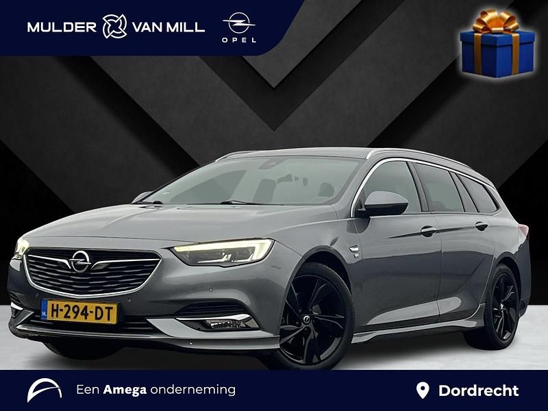 Grijs (metallic) Gebruikt 2020 Opel Insignia Executive Stationwagen | € 20.945 (Duur) - Afbeelding 1/4