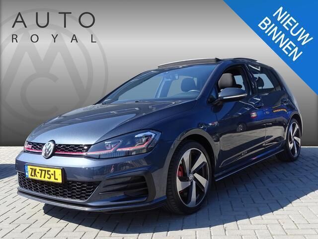 Grijs Gebruikt 2018 VW Golf VII Sport Hatchback | € 18.995 - Afbeelding 1/4