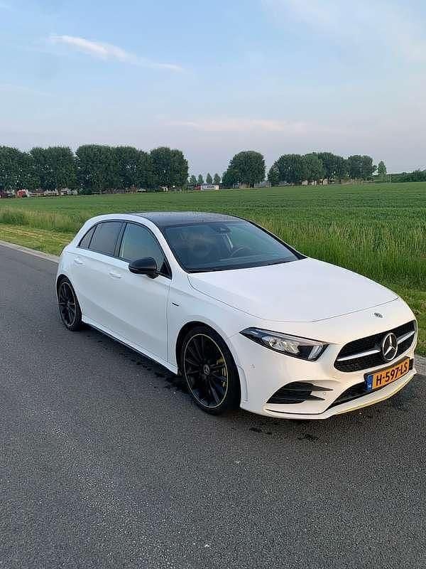 Wit Gebruikt 2019 Mercedes A220 Premium Plus Stationwagen | € 26.950 (Goede deal) - Afbeelding 1/4