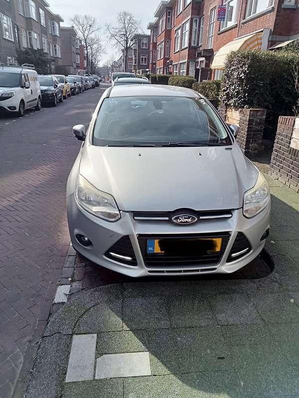 Gebruikt 2011 Ford Focus Titanium Stationwagen | € 6.000 (Eerlijke prijs) - Afbeelding 1/4