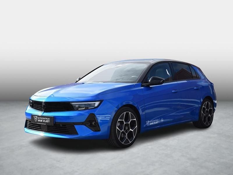 Blauw Gebruikt 2025 Opel Astra Ultimate Hatchback | € 33.899 - Afbeelding 1/1