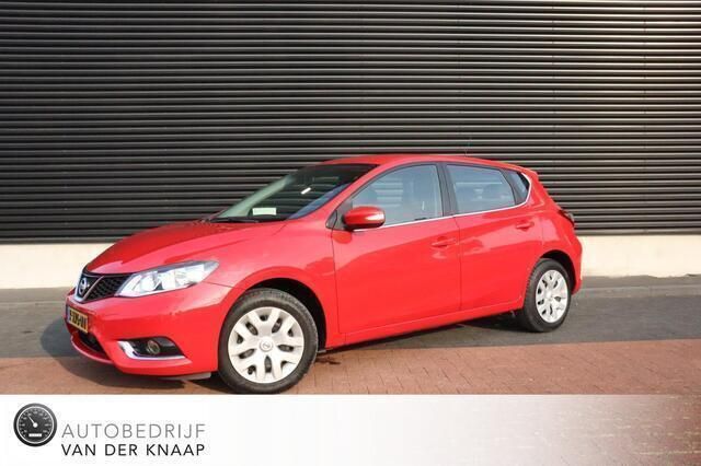 Rood, metallic lak Gebruikt 2017 Nissan Pulsar Hatchback | € 10.950 (Super prijs) - Afbeelding 1/4