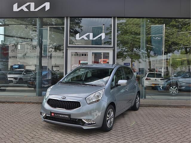 Zilver, metallic lak Gebruikt 2019 Kia Venga Hatchback | € 18.945 (Eerlijke prijs) - Afbeelding 1/4