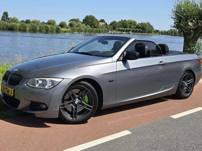 Grijs Gebruikt 2013 BMW 335 Cabriolet Exclusive Cabriolet | € 19.500 - Afbeelding 1/4