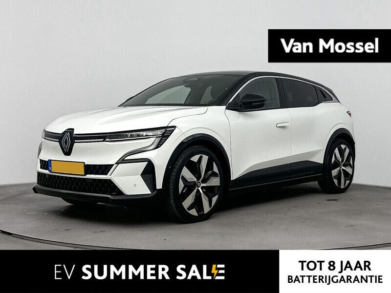 Wit Gebruikt 2025 Renault Mégane Iconic Hatchback | € 39.940 (Duur) - Afbeelding 1/4