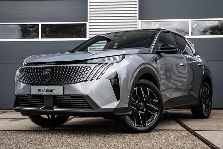 Nieuw 2025 Peugeot e-3008 GTi SUV | € 38.950 (Super prijs) - Afbeelding 1/4