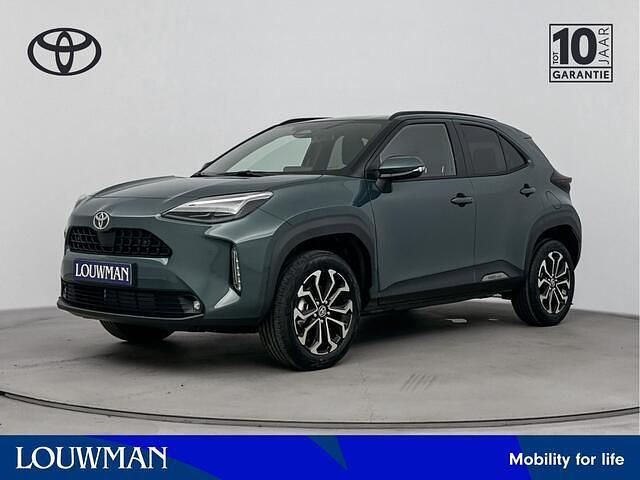 Groen Gebruikt 2025 Toyota Yaris Cross Comfort SUV | € 35.995 - Afbeelding 1/4