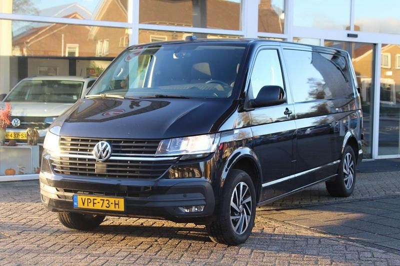 Occasion VW T6.1 2022 Zwart (metallic) Van