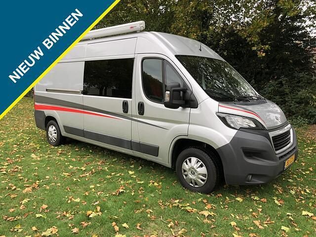 Grijs Gebruikt 2016 Peugeot Boxer Van | € 29.999 - Afbeelding 1/4