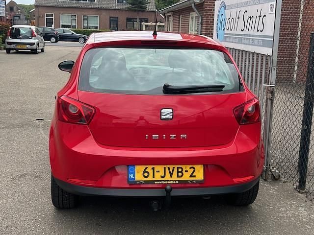 Occasion Seat Ibiza 60 PK (44 kW) 2010 Rood Hatchback