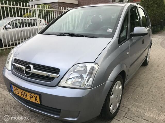 Grijs Gebruikt 2004 Opel Meriva Enjoy MPV | € 2.250 (Iets duurder) - Afbeelding 1/4