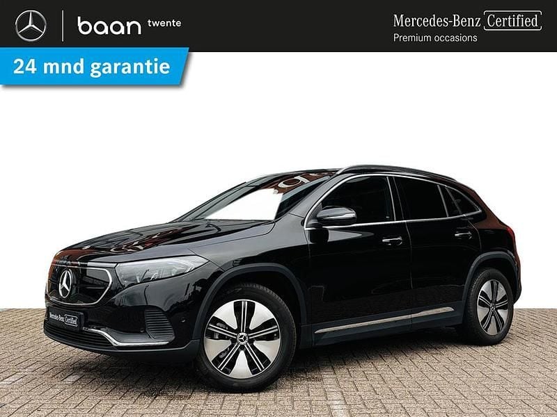 Zwart (metallic) Occasion 2024 Mercedes EQA250+ Business SUV | € 39.800 (Eerlijke prijs) - Afbeelding 1/4