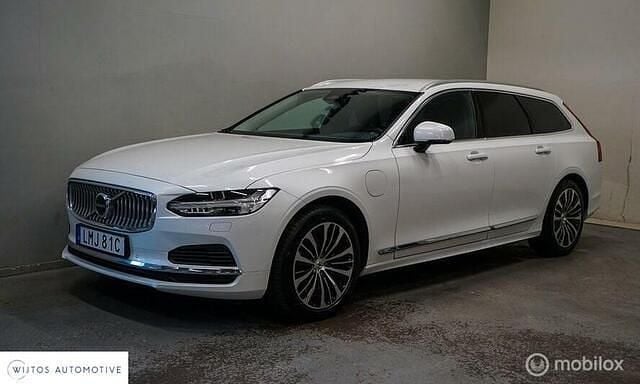 Wit Gebruikt 2022 Volvo V90 Core Stationwagen | € 39.950 - Afbeelding 1/4